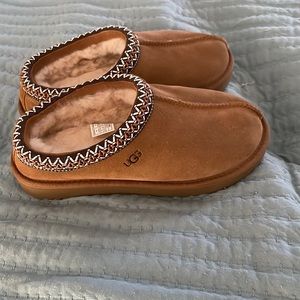 Soze 7 brand new to small for my daughter